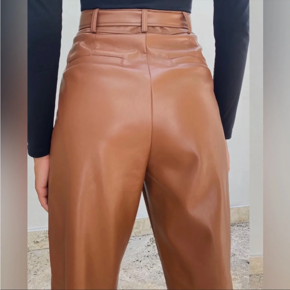 Aritzia Leather Pant With Belt. Cognac. Size 00. - Picture 3 of 4
